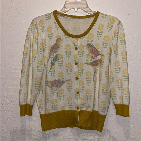 Vintage Bird and Flower Cardigan Sweater - Picture 2 of 8